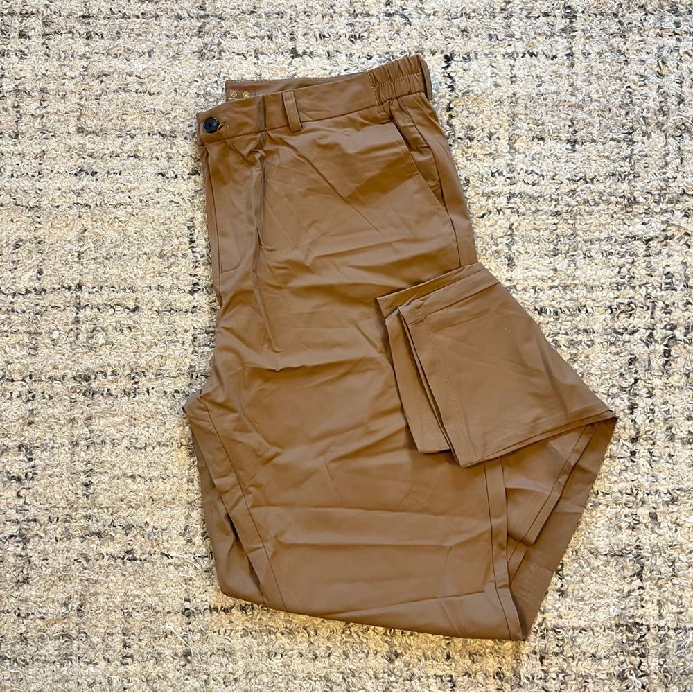 •Men’s Spaidersilk stretchy dress trousers• Size 36